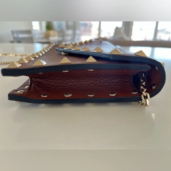 Valentino Garavani Rockstud Pebbled Leather Shoulder Bag / Crossbody / Clutch - Picture 6 of 16